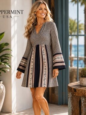 Peppermint USA Boho Bell Sleeve Mini Dress, Geometric Print Fall Beauty, Size S